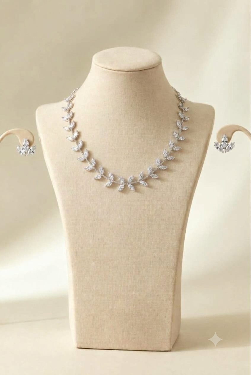 ​Celeste Diamond-Cut Leaflet Choker Set